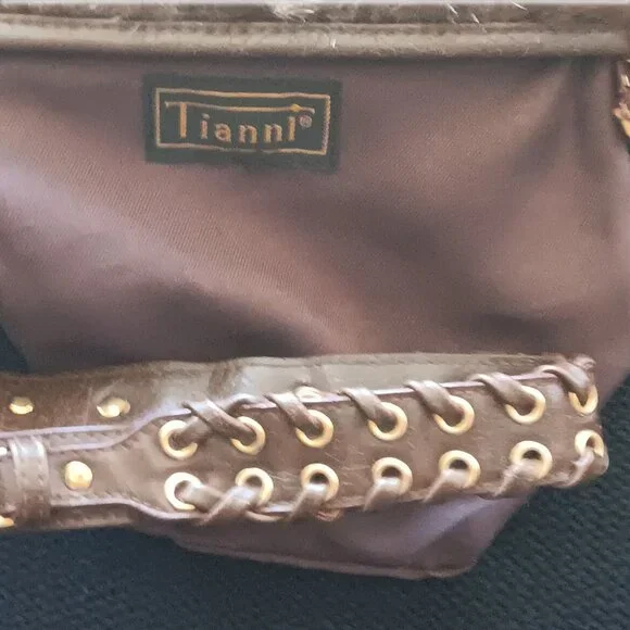 Tiannl Small Brown Fur Purse - Picture 10 of 12